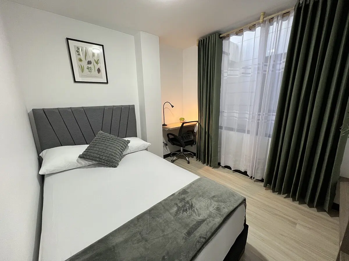 Botanical Garden Apartment N - 25