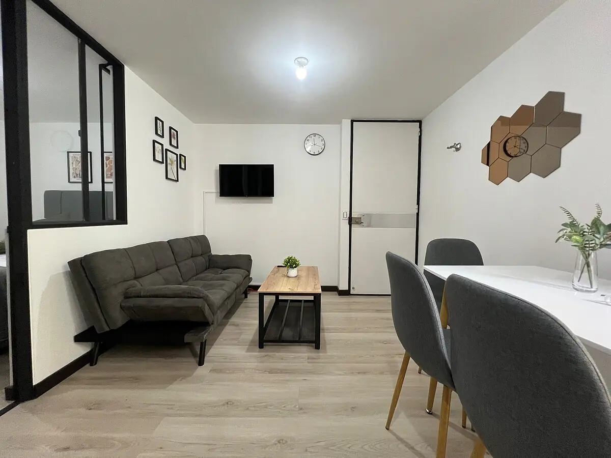 Botanical Garden Apartment I - 2