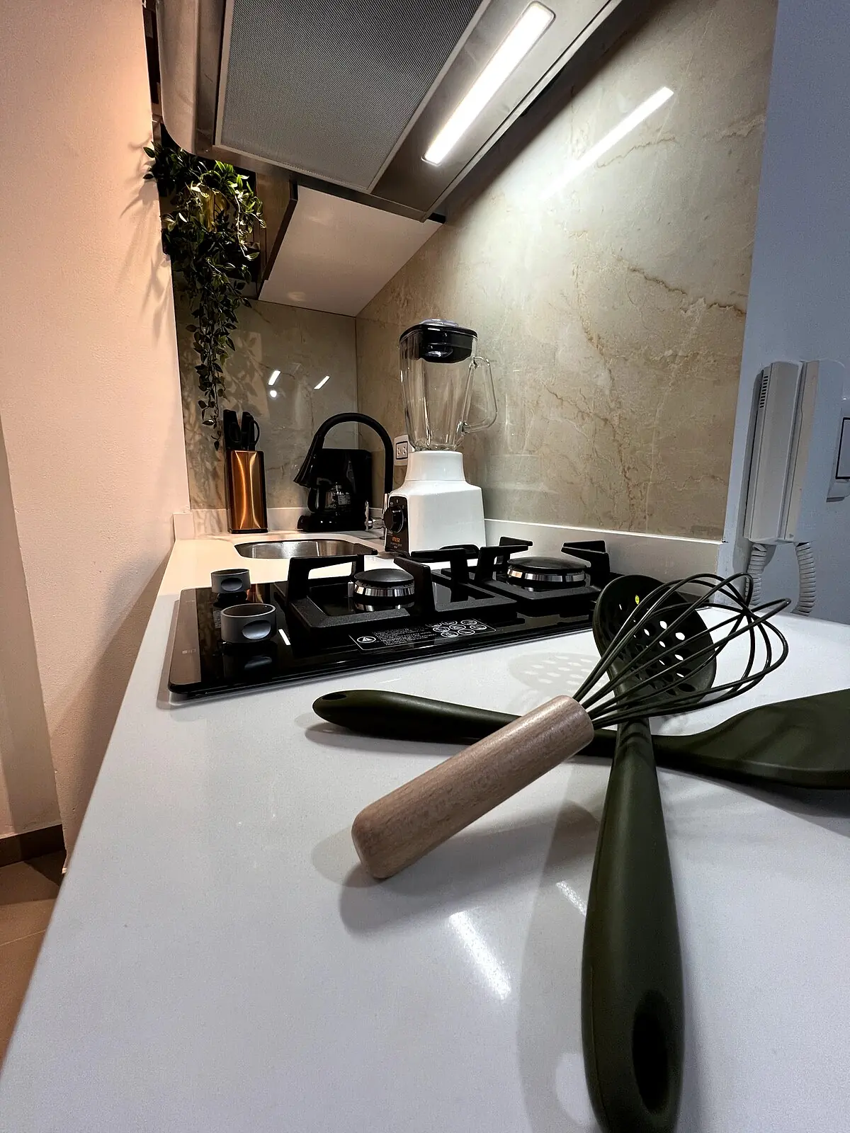 Botanical Garden Apartment I - 13