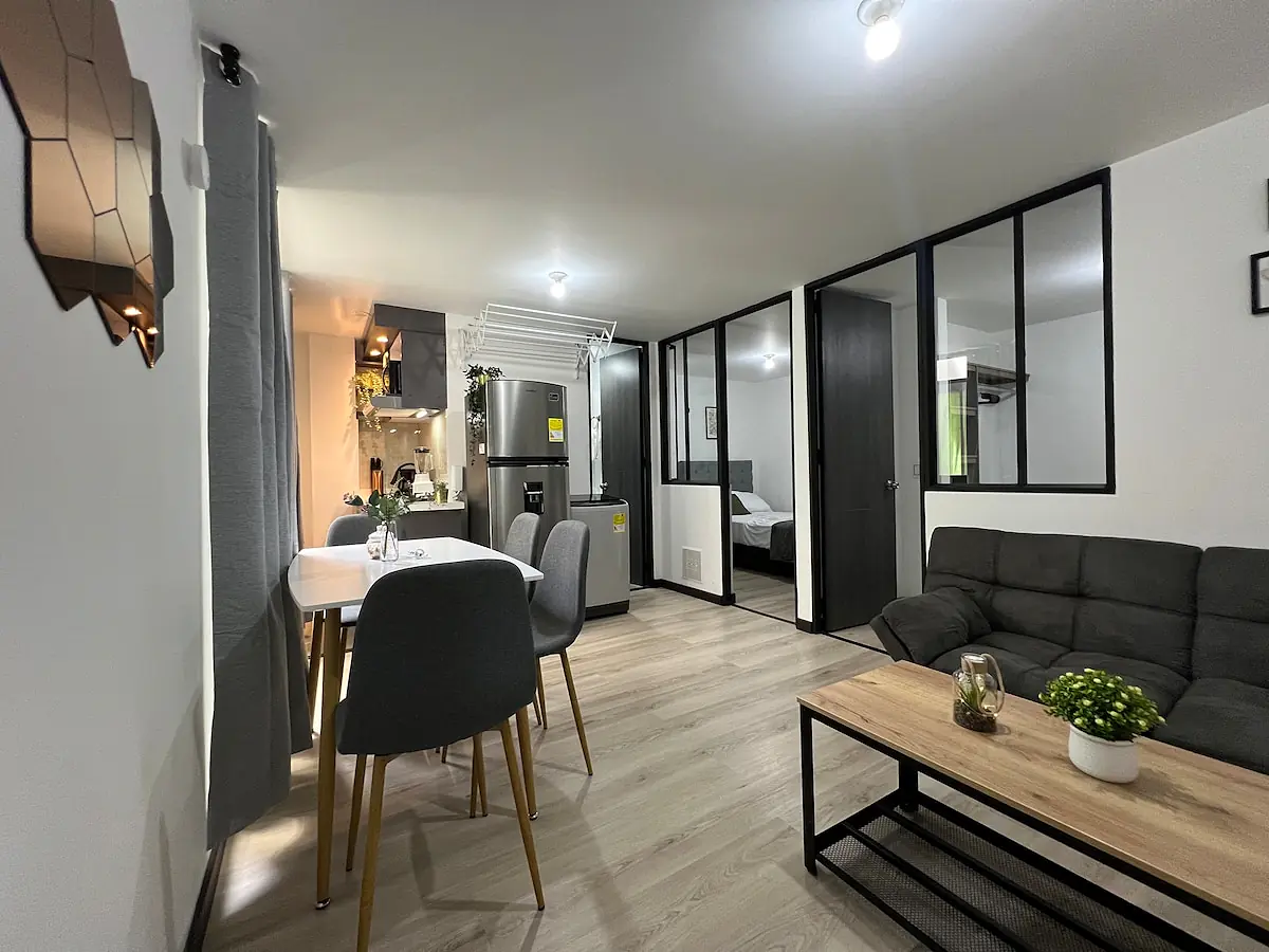 Botanical Garden Apartment I