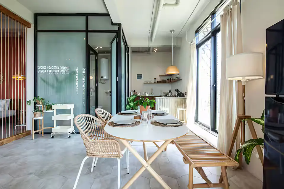 Chic Loft, in the heart of Canggu, near the beach - 4