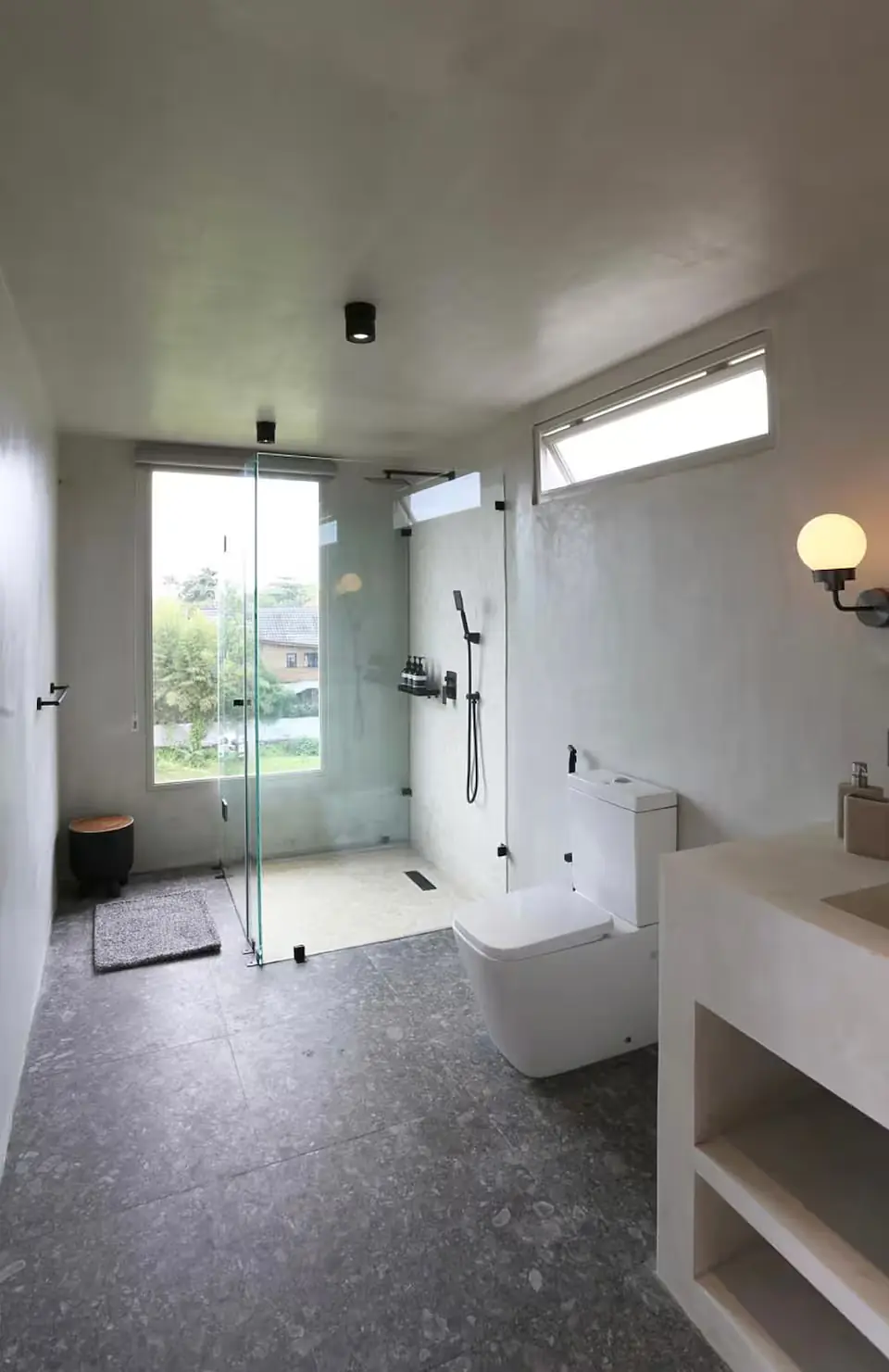 Artistic Loft in center of Canggu, with balcony - 5